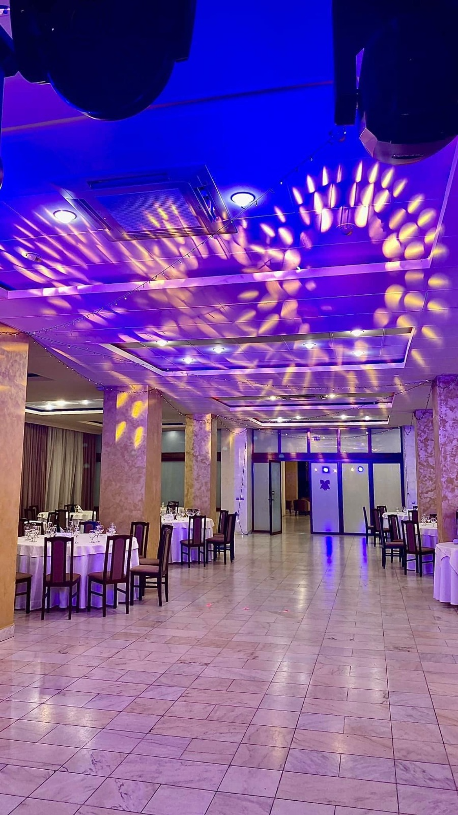 Sala de evenimente Hotel Diana cu lumini ambientale